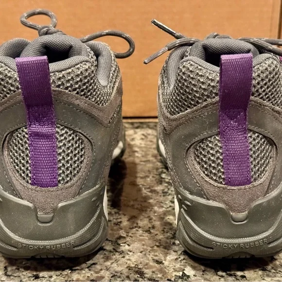 MERRELL Women’s Yokota 2 Mid Hiking Boots Size 8.5M Waterproof Excellent - Picture 9 of 16